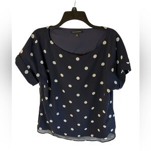 Banana Republic Women’s‎ Blue with White Polka Dot Short Sleeve Top Size Medium
